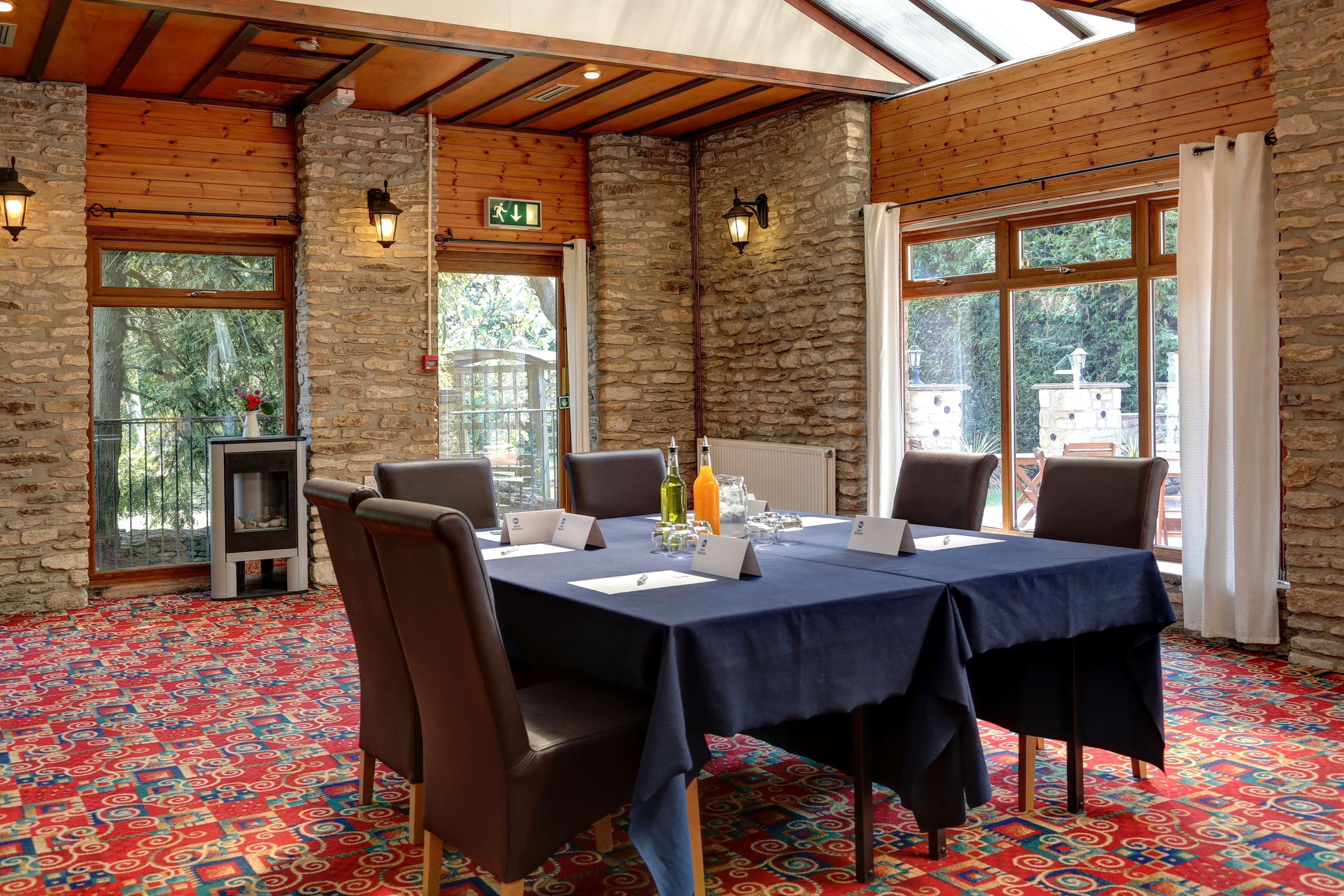 Best Western Compass Inn Tormarton Eksteriør bilde