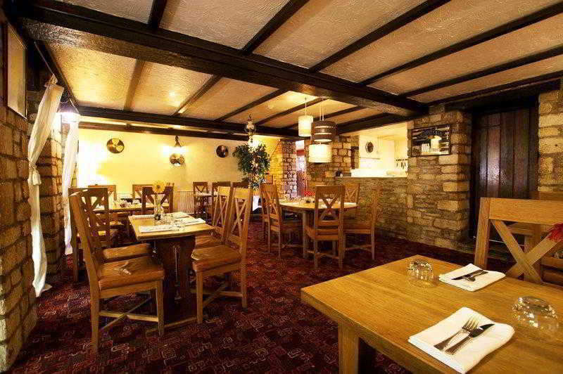 Best Western Compass Inn Tormarton Restaurant bilde