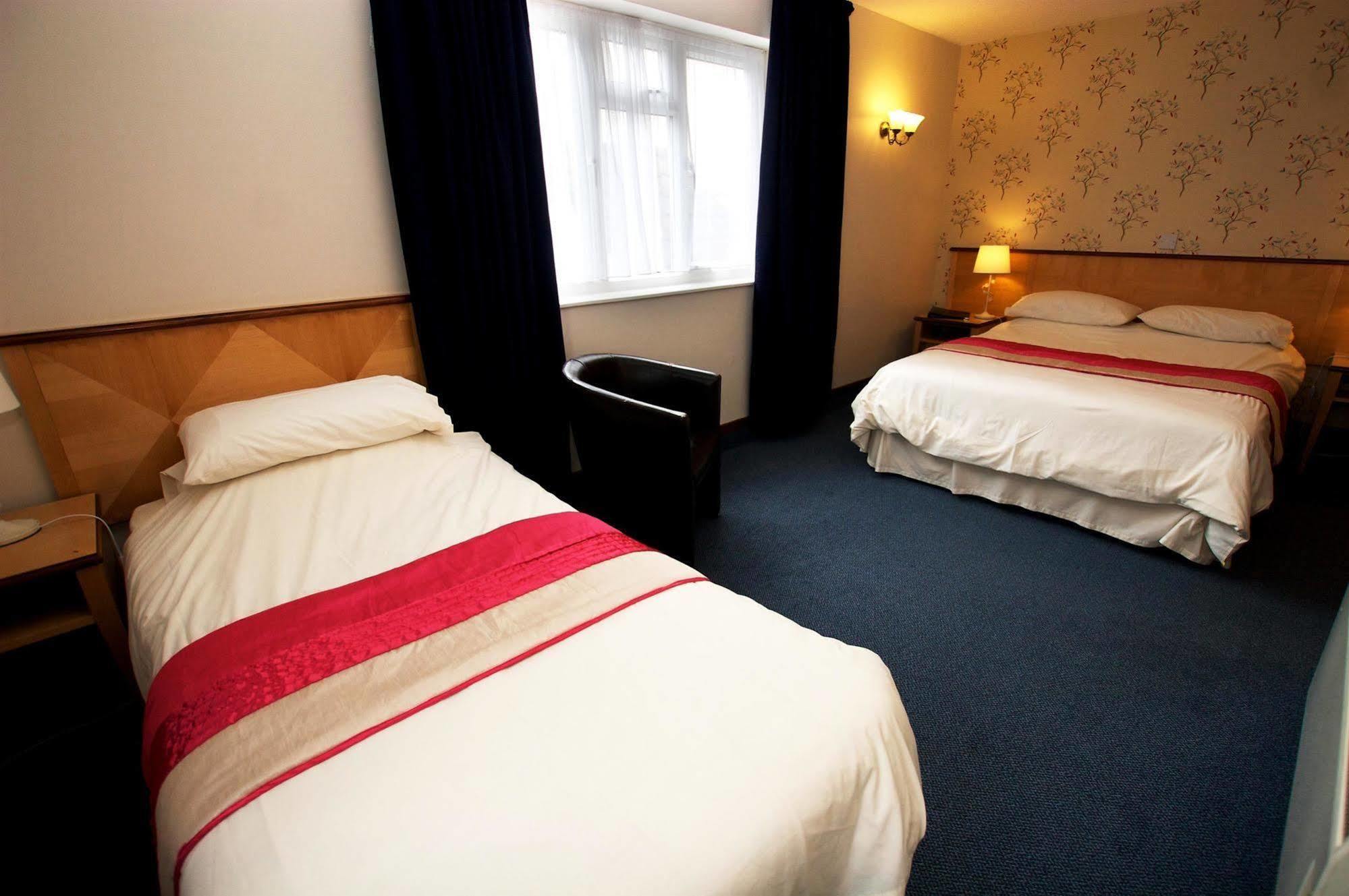Best Western Compass Inn Tormarton Rom bilde