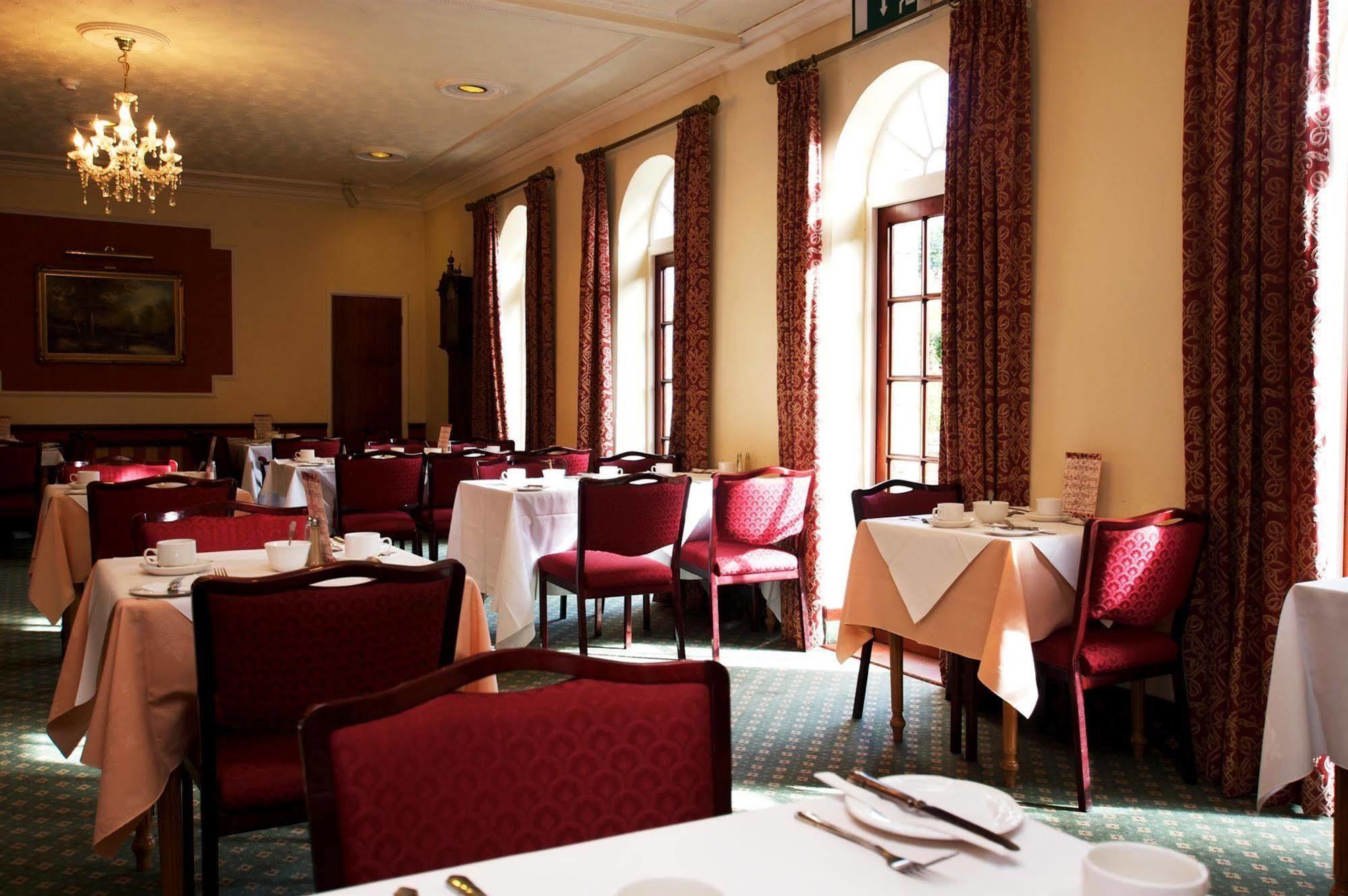 Best Western Compass Inn Tormarton Restaurant bilde